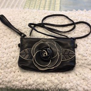 Wristlet or crossbody or shoulder purse